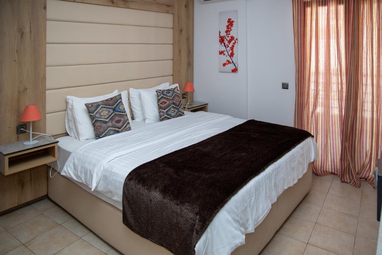 Seven Heaven Premium Suites เทสซาโลนิกิ ภายนอก รูปภาพ
