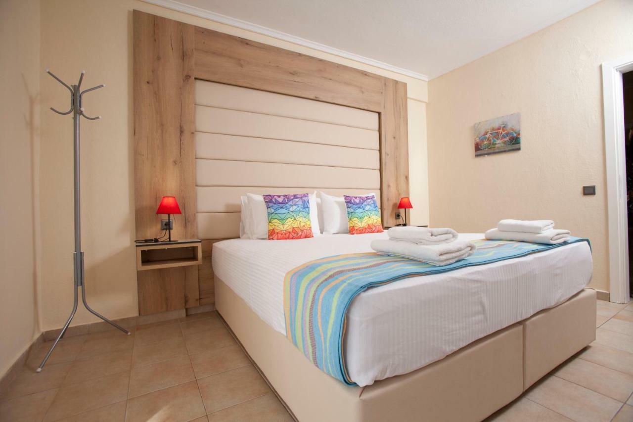 Seven Heaven Premium Suites เทสซาโลนิกิ ภายนอก รูปภาพ